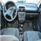 Opel Corsa 1.0 12v Edicion 2000 - mejor precio | unprecio.es