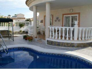 Chalet en venta en Benijófar, Alicante (Costa Blanca)