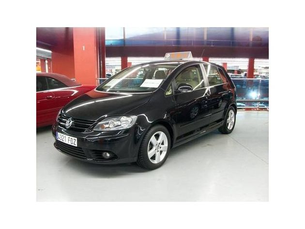 VOLKSWAGEN PASSAT NUEVO MODELO.ADVANCE 2.0TDI BM 140CV MANUAL 6VEL. BLANCO