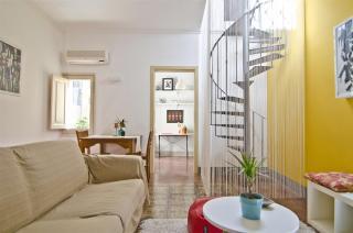 Apartamento : 2/4 personas - catania  catania (provincia de)  sicilia  italia