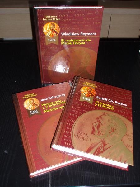 SE VENDEN 3 LIBROS DE LOS 