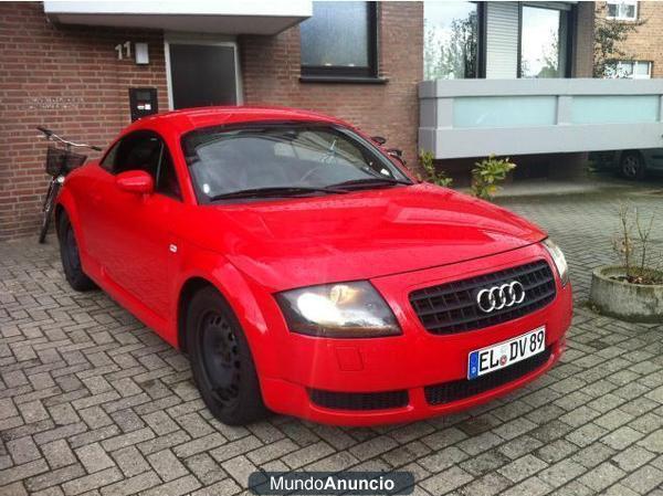 2004 Audi TT