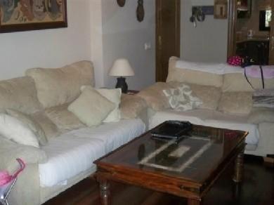 Apartamento con 2 dormitorios se vende en Marbella, Costa del Sol