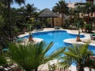 Apartamento con 3 dormitorios se vende en Marbella, Costa del Sol - mejor precio | unprecio.es