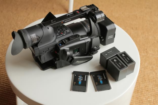 ALQUILER PANASONIC HVX200 (P2) + EXTRAS