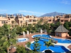 Apartamento con 5 dormitorios se vende en Estepona, Costa del Sol - mejor precio | unprecio.es