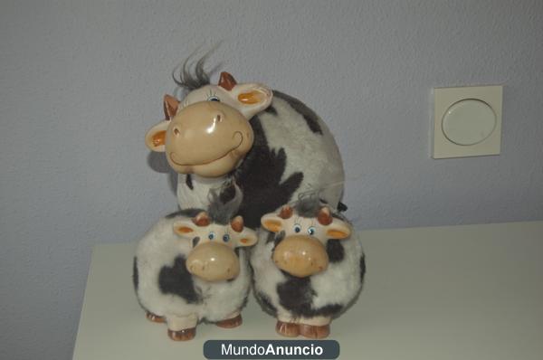 Vendo figuras de vacas