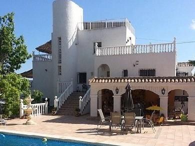 Chalet con 5 dormitorios se vende en Pilar de la Horadada, Costa Blanca, Vega Baja Torrevieja