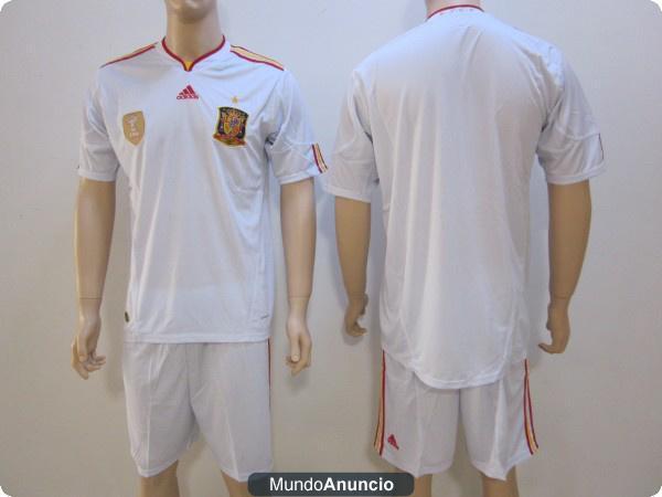 Principales productos de la compañía incluyen: ropa deportiva, ropa de fútbol, ropa de baloncesto. Venta al por mayor de