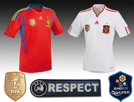 CAMISETA DE ESPAÑA CAMPEONES DEL MUNDO SELECCIÓN ESPAÑOLA CON ESTRELLA Y ESCARPELA DORADA