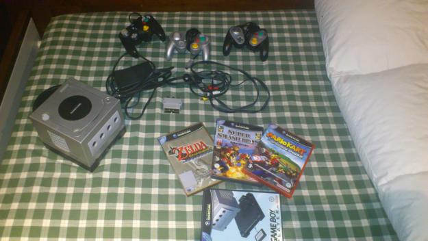 Gamecube+4 juegos+3 mandos+Gameboy player