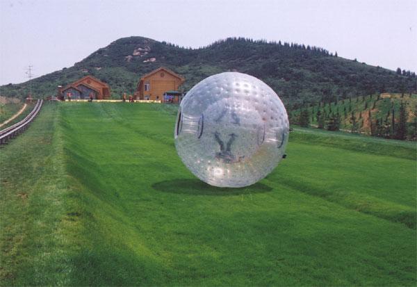 Ball zorbing