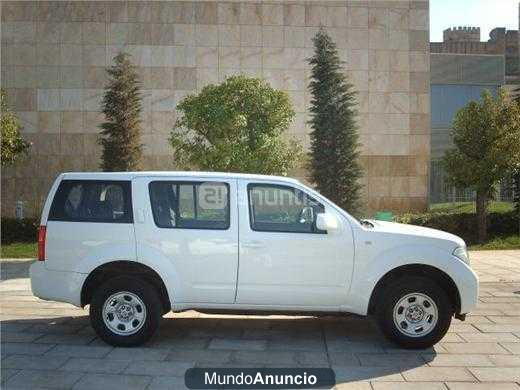 Nissan Pathfinder 2.5 dCi 174CV LE 7 plazas