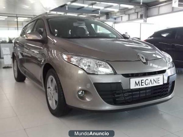 Renault Mégane Sport Tourer Dynamique dCi 13