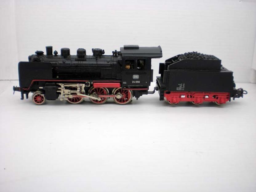 Trenes coches de metal y madelman