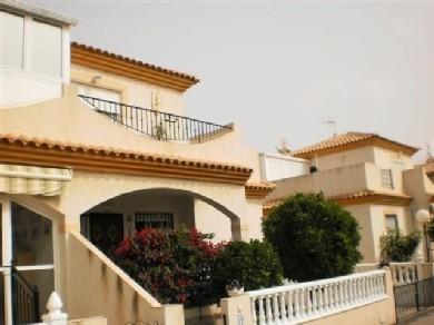 Adosado con 2 dormitorios se vende en Playa Flamenca, Costa Blanca