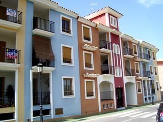 2b  , 1ba   in Nucleo Chirles,  Costa Blanca South   - 49000  EUR