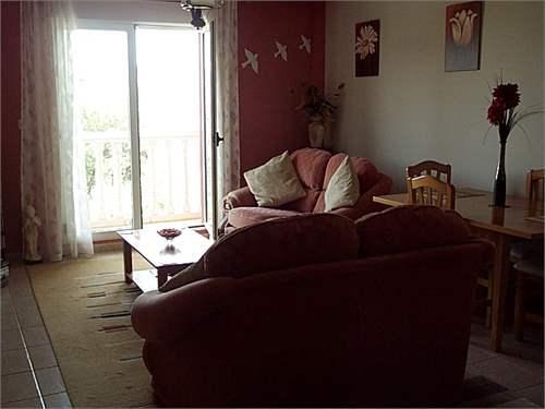Apartment for Sale in Alicante, Comunidad Valenciana, Ref# 2999779