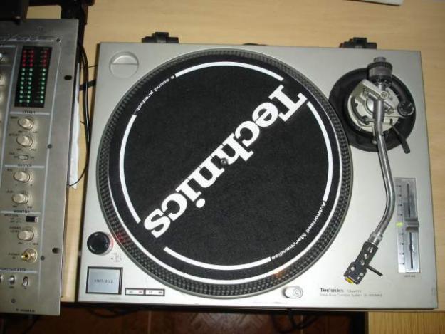 Vendo: Platos / Giradiscos TECHNICS SL-1200MK2 en Fuenlabrada