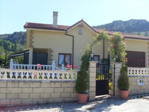 Chalet en Merindad de Montija