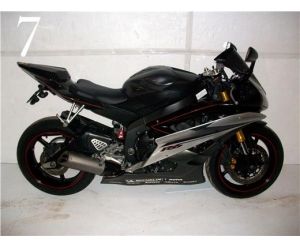 YAMAHA YZF R6