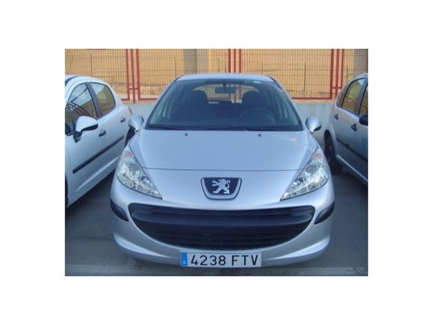 PEUGEOT 207 1.4FHI URBAN