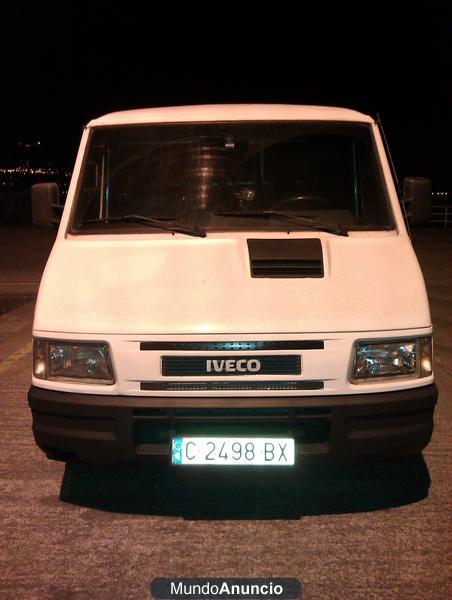 Furgon IVECO Turbo Daily 30E10 Combi 6