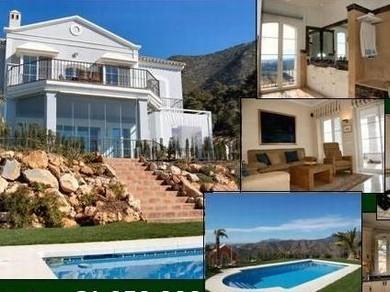 Chalet con 3 dormitorios se vende en Marbella, Costa del Sol