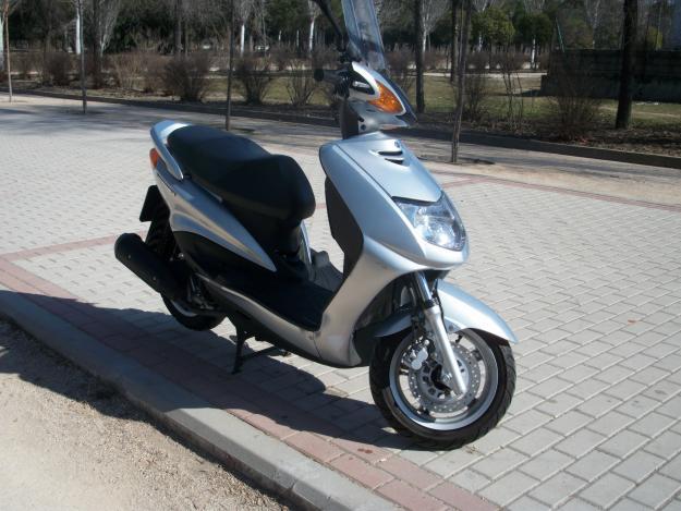 Se vende moto Yamaha Cygnus de 125 cc como nueva