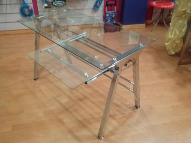 mesa de cristal para estudio u oficina