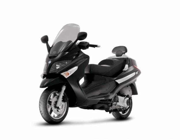 Vendo Moto piaggio tipo scooter X Evo 125