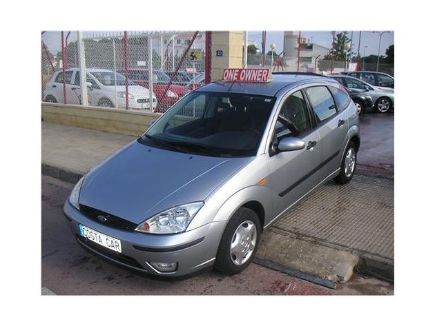 FORD FOCUS 1.6 TREND