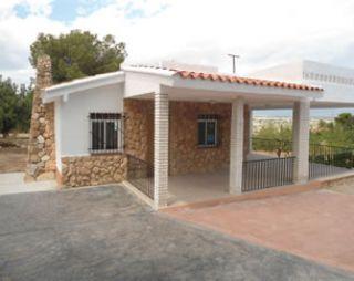 Chalet en venta en Llíria, Valencia (Costa Valencia)