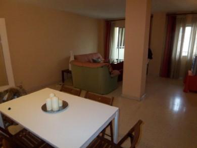 Apartamento con 3 dormitorios se vende en Marbella, Costa del Sol