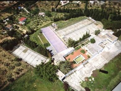 Chalet con 4 dormitorios se vende en Alhaurin de la Torre