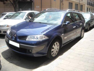 RENAULT MEGANE GRAND TOUR 1.6 16V - Valladolid