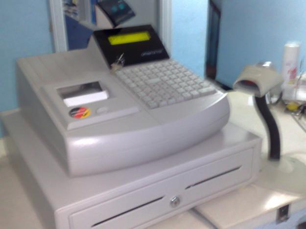 Se vende maquina registradora con escaner