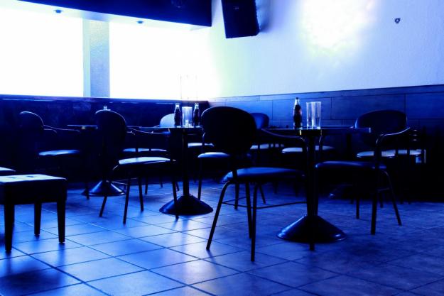 Vendo pub a precio muy económico.urge