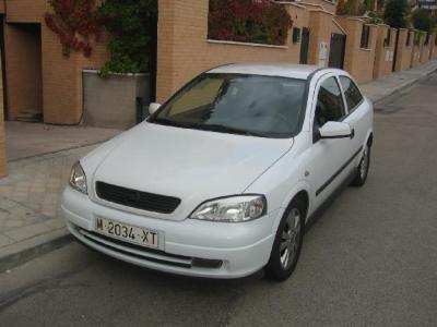 Opel Astra Sportive 2.0 16v. 136 CV