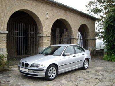 BMW SERIE3 320 D - Navarra