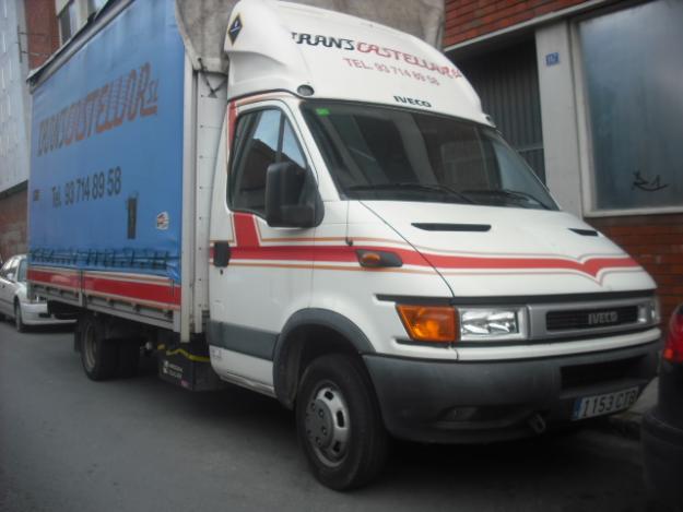 camion iveco 35c12 año 2004 €9800 caja con lona puertas de mundansa o frutero blanca