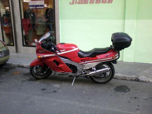 Vendo Kawasaki ZX-10 1000cc (urge)