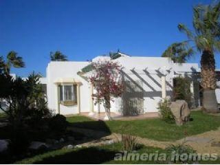 Chalet en venta en San Juan de los Terreros, Almería (Costa Almería)