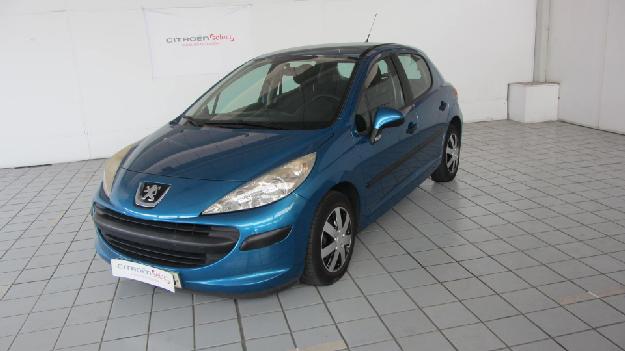 Peugeot 207 Urban 1.4 75, 5.700€