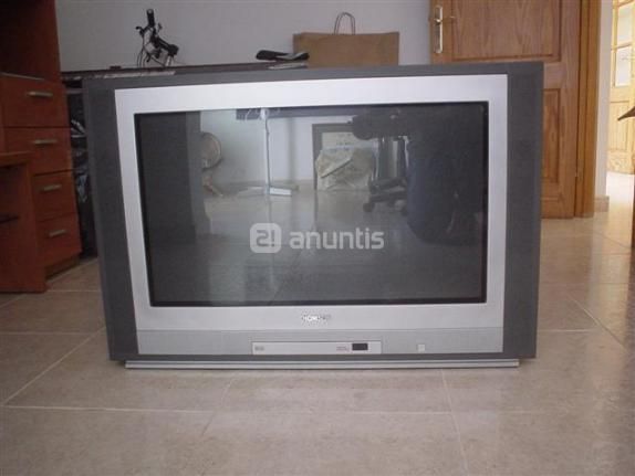 vendo televisor Thomson 32