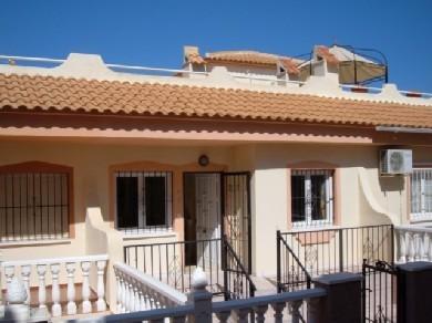 Adosado con 2 dormitorios se vende en Torrevieja, Costa Blanca