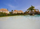 Apartamento con 2 dormitorios se vende en Estepona, Costa del Sol - mejor precio | unprecio.es