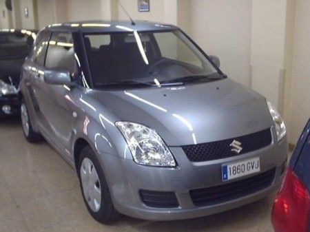 SUZUKI SWIFT  1.3 GL - Barcelona