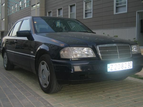 MERCEDES C180