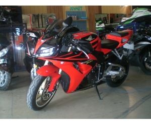 HONDA CBR 1000 RR FIREBLADE